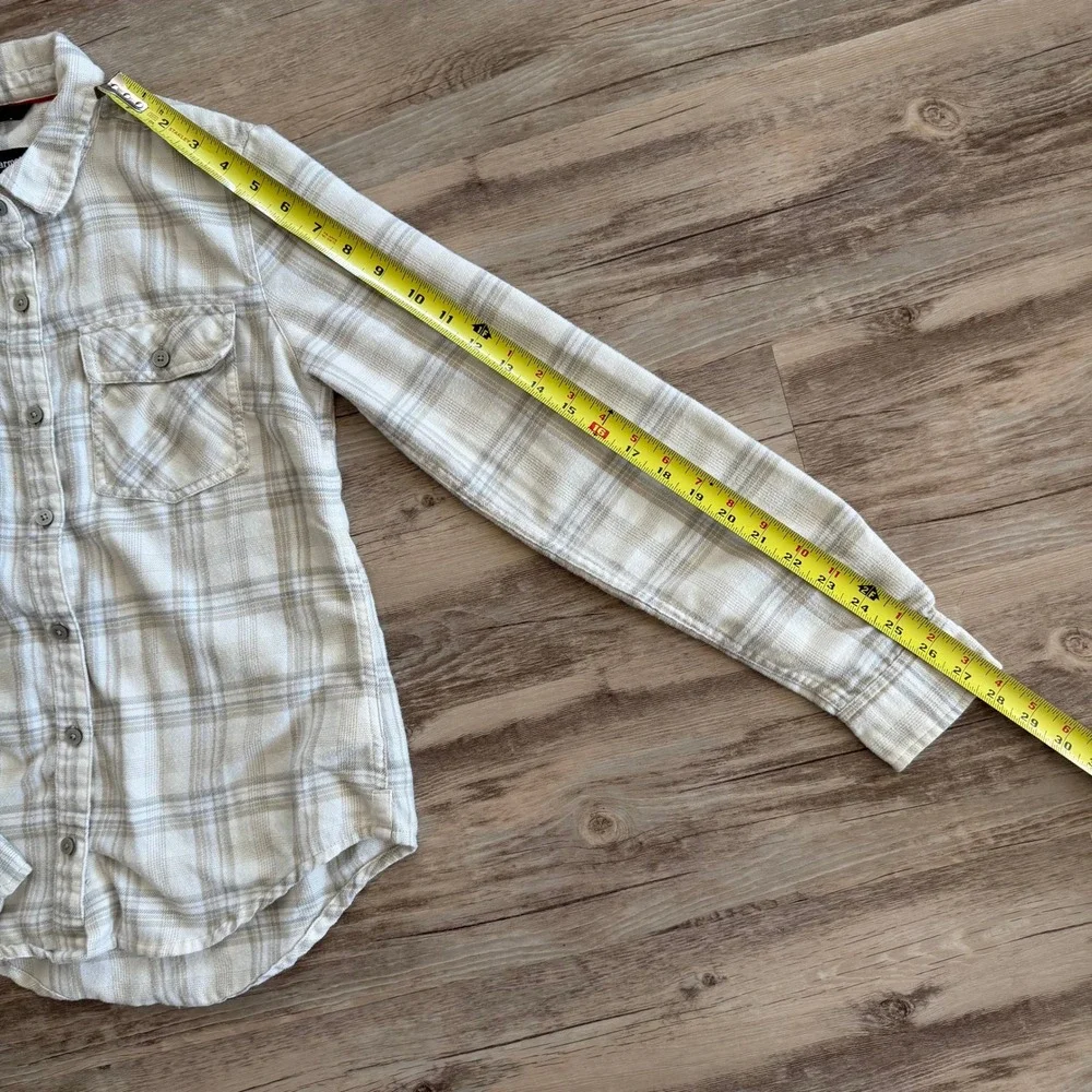 Marmot Womens XS Cream Gray Plaid Flannel Button Down Shirt Pockets Excellent - Picture 8 of 11